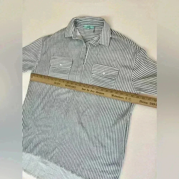 Karlie gray, and white striped tunic longer hem line in the back 100% cotton LG - Picture 4 of 7